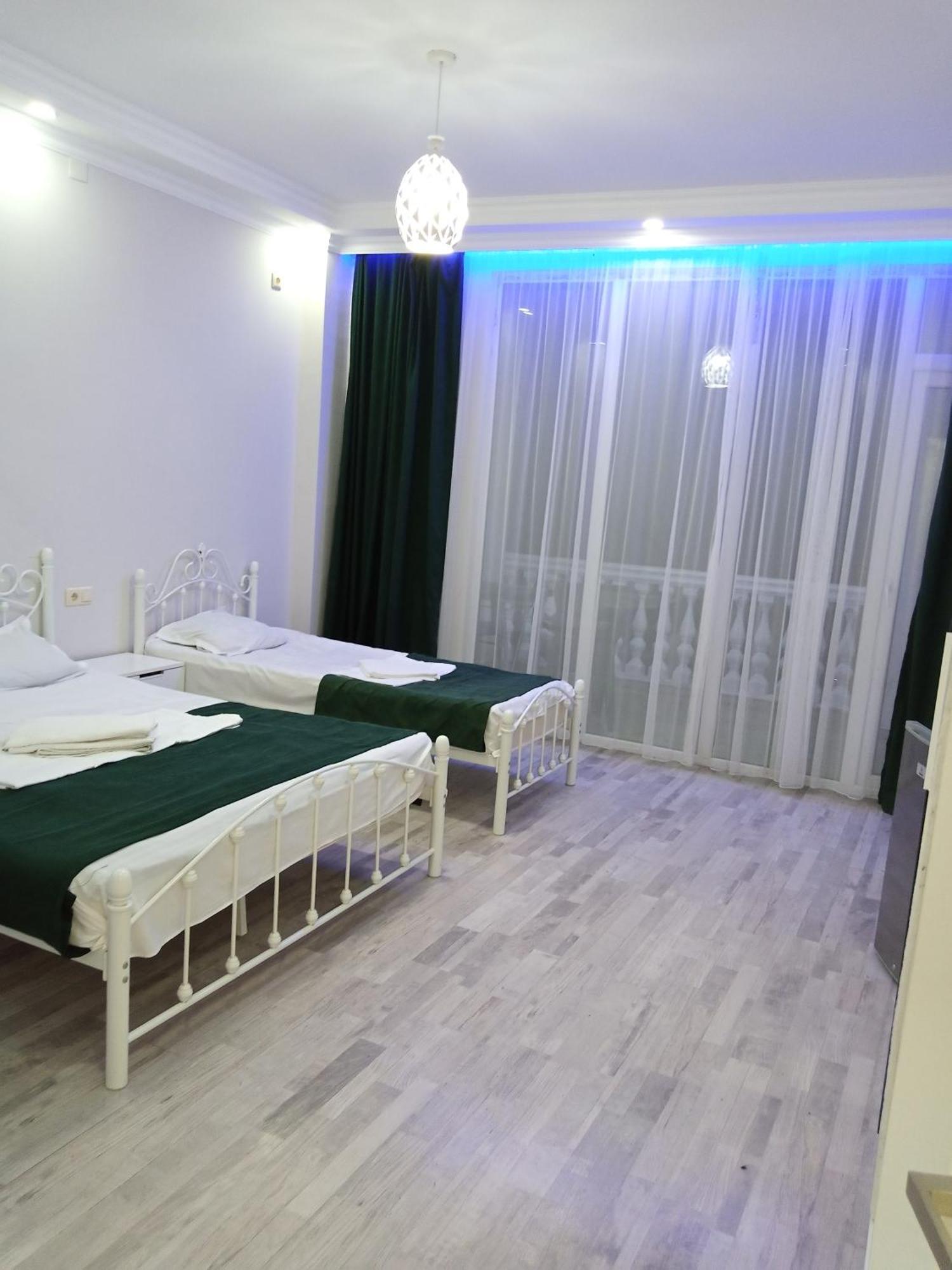 Geno Guest House 卡瓦拉提 客房 照片