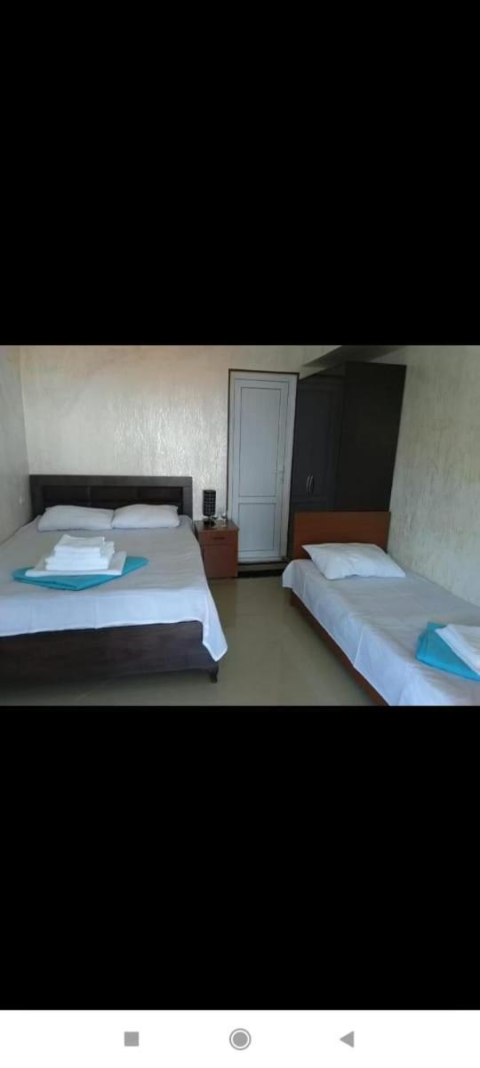 Geno Guest House 卡瓦拉提 客房 照片