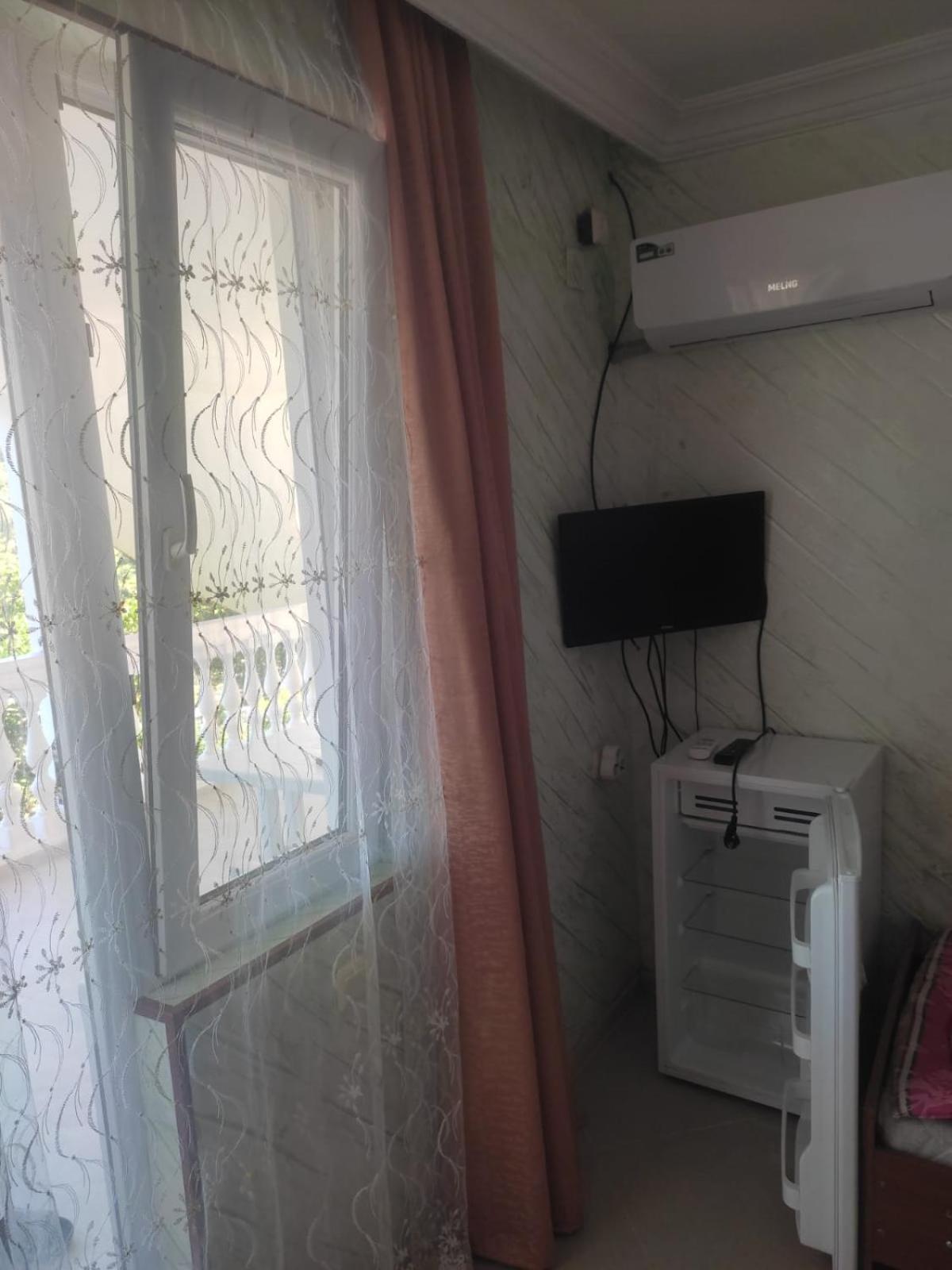 Geno Guest House 卡瓦拉提 客房 照片