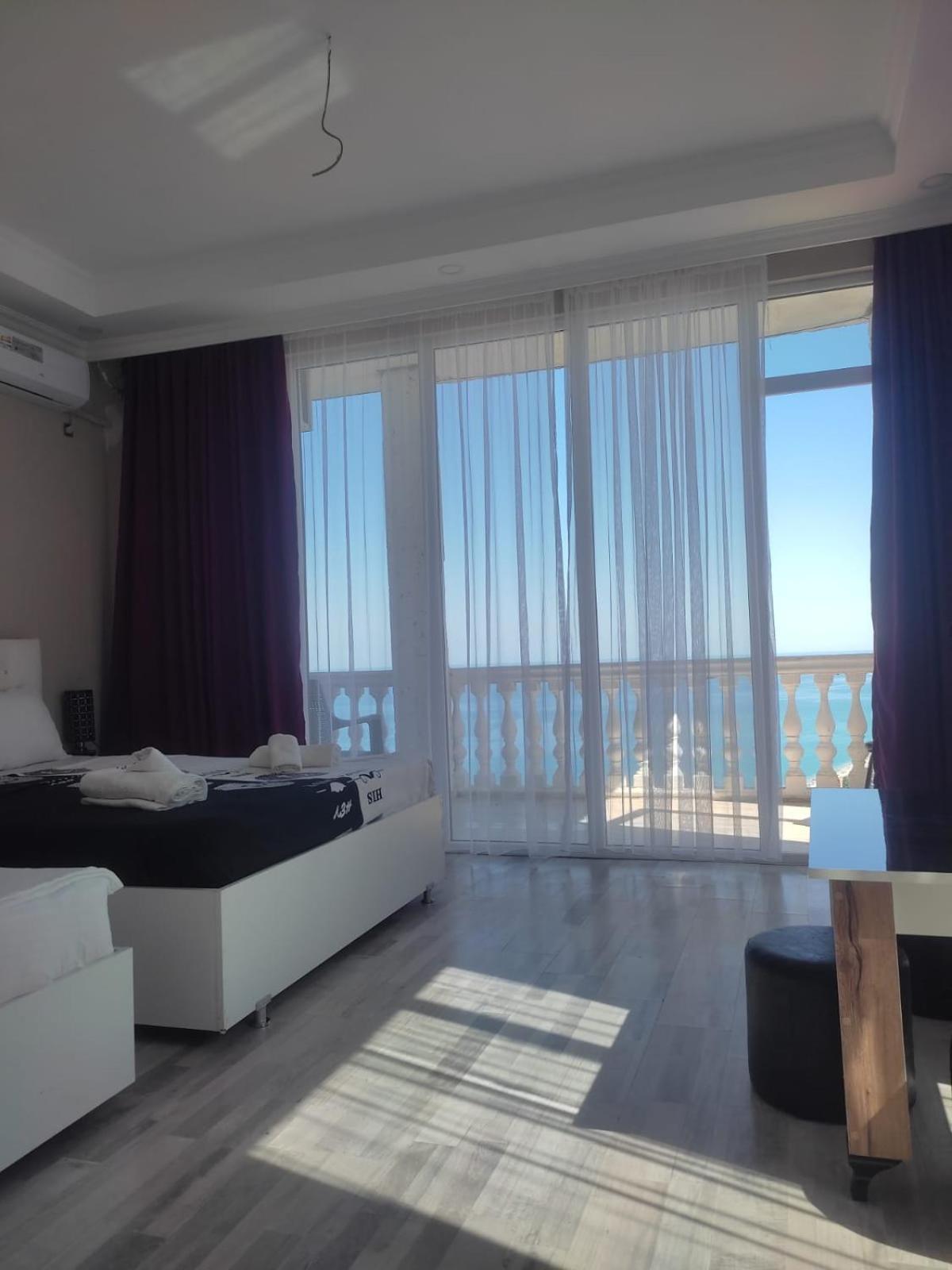 Geno Guest House 卡瓦拉提 客房 照片